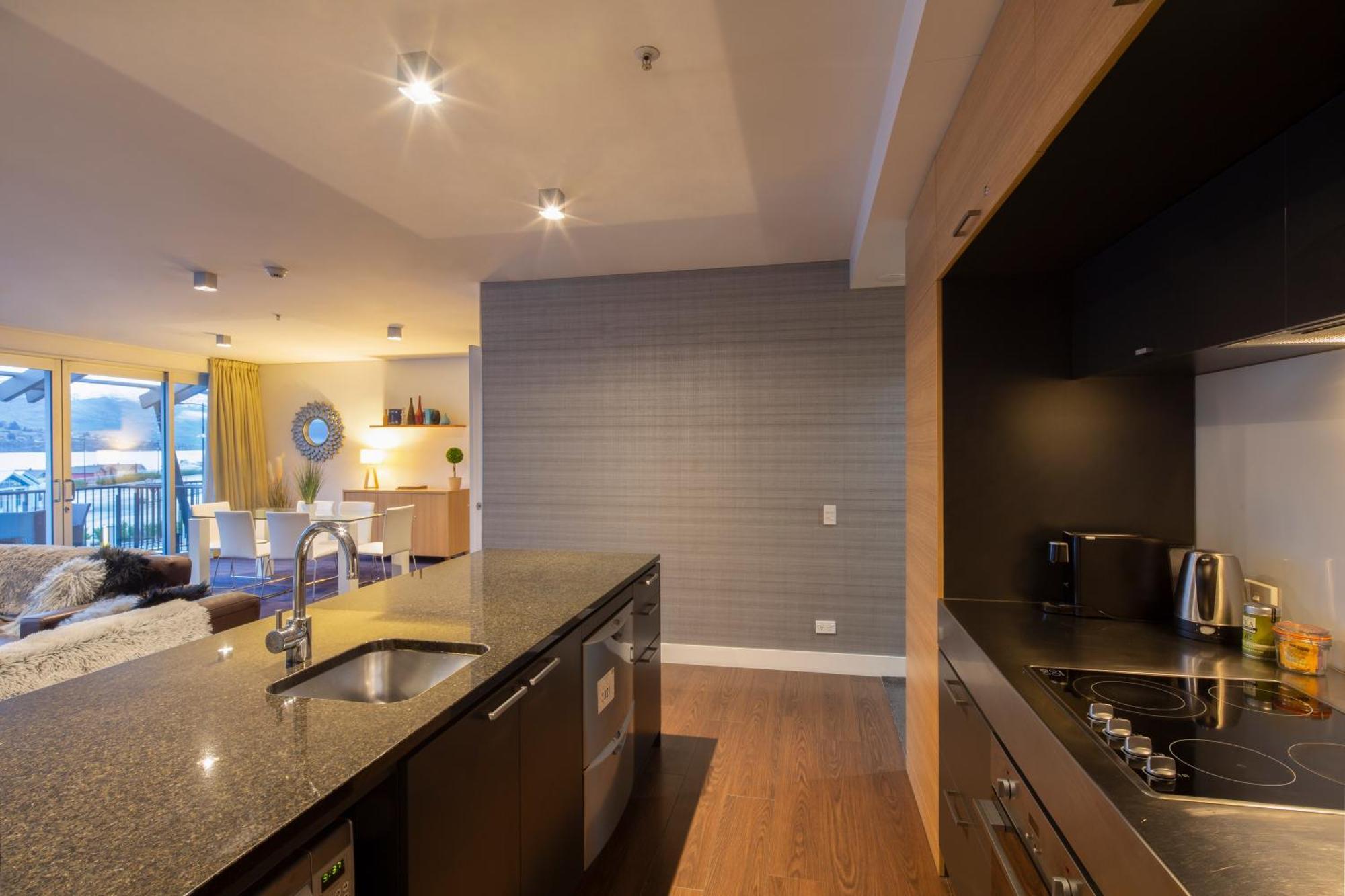 Marina Apartments - Element Escapes Квинстаун Экстерьер фото